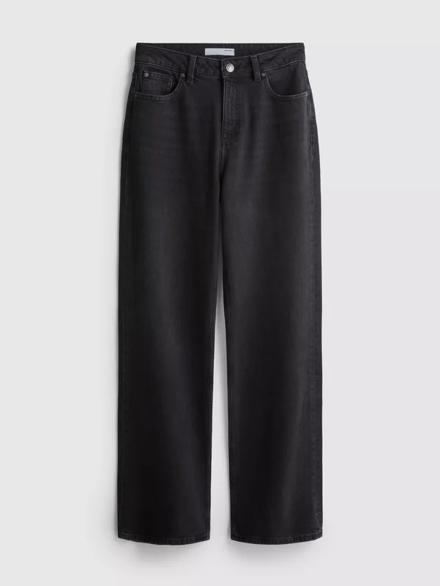 High-waisted straight-leg jeans