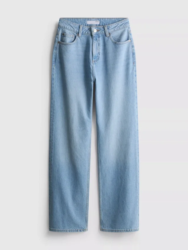 High-waisted straight-leg jeans