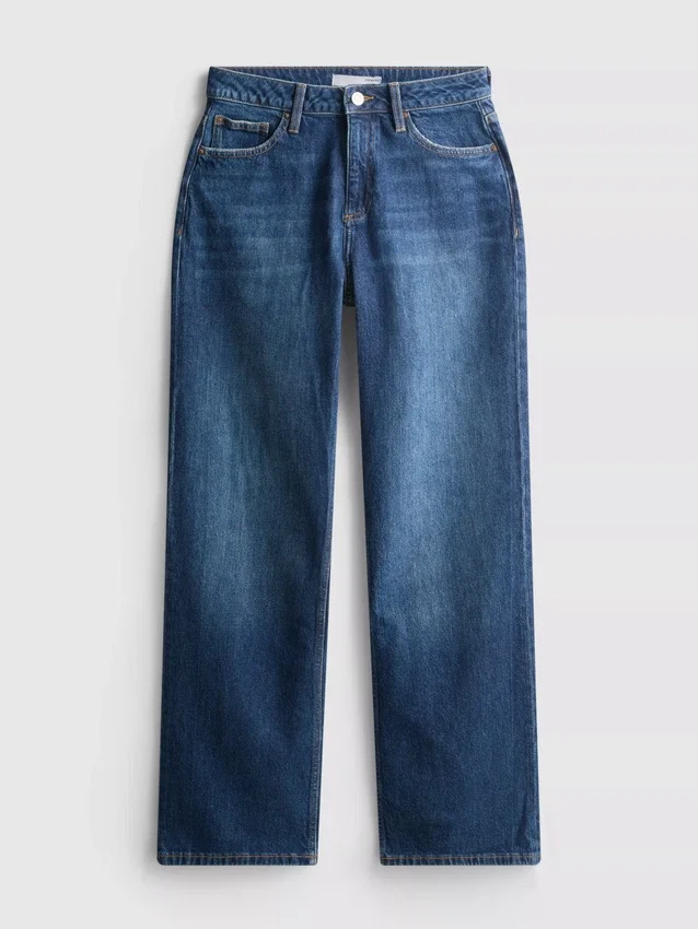 High-waisted straight-leg jeans