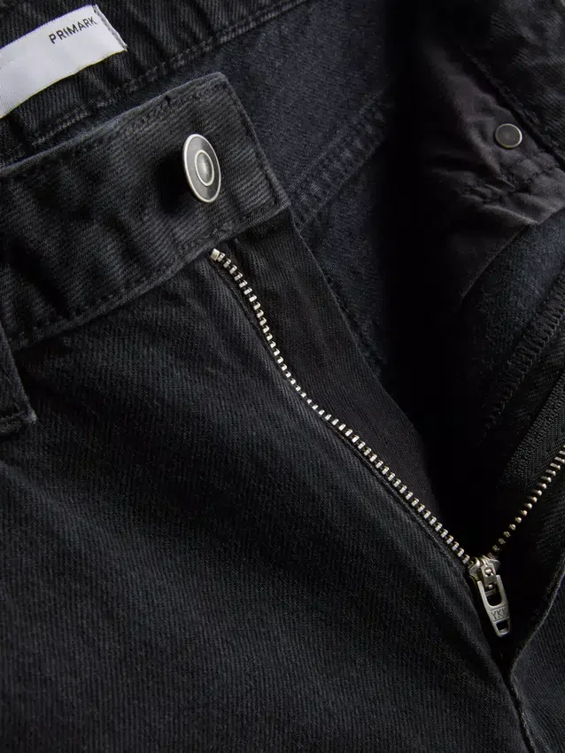 High-waisted straight-leg jeans