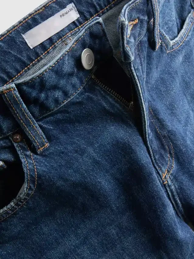High-waisted straight-leg jeans