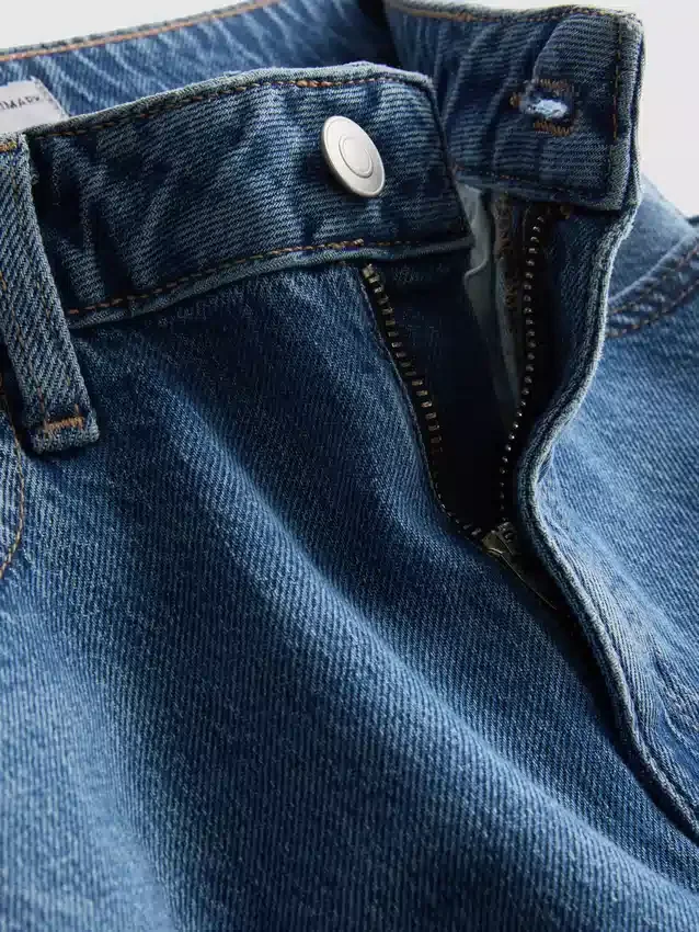 High-waisted straight-leg jeans