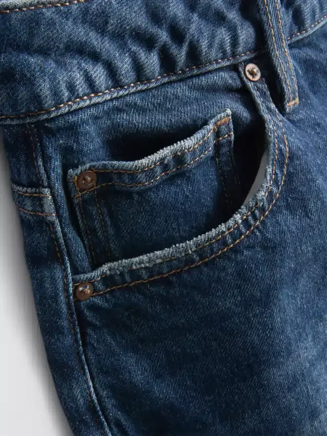 High-waisted straight-leg jeans