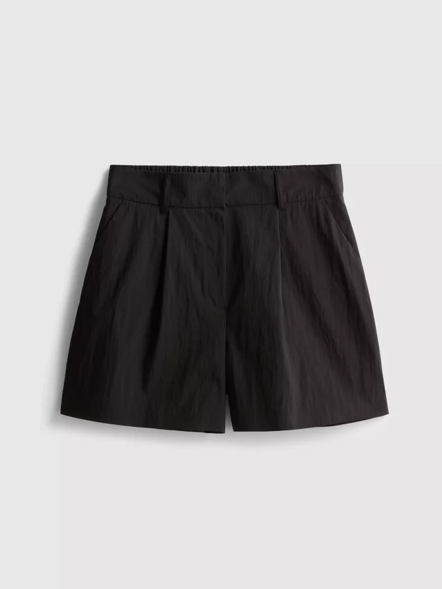 High waisted textured cruise shorts