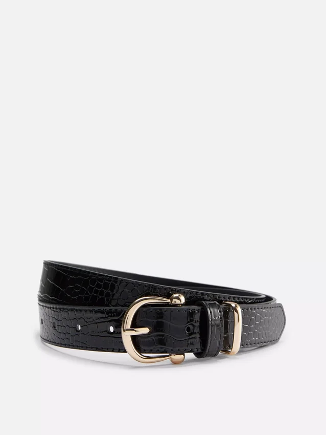 Horseshoe-buckle belt