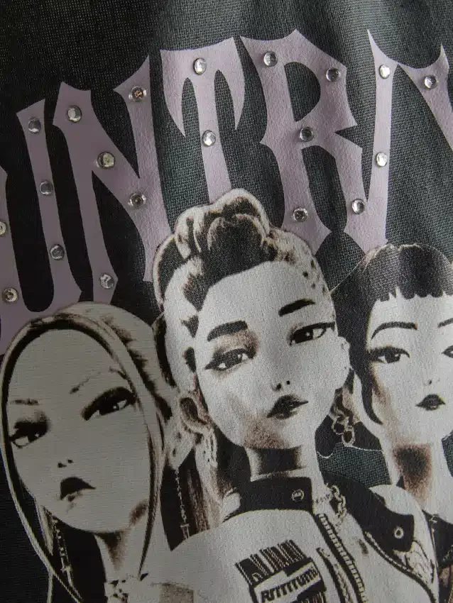 Huntr/x graphic tote bag