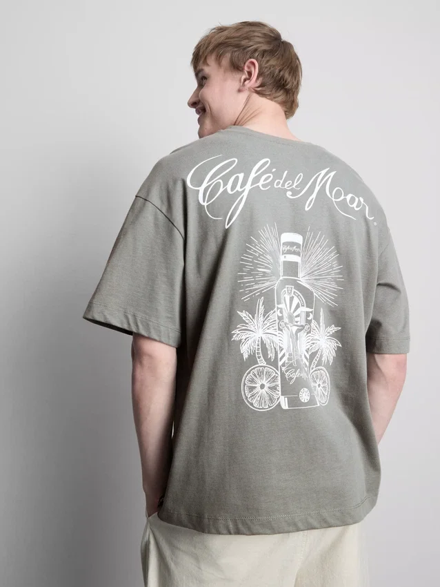 Ibiza v-neck t-shirt