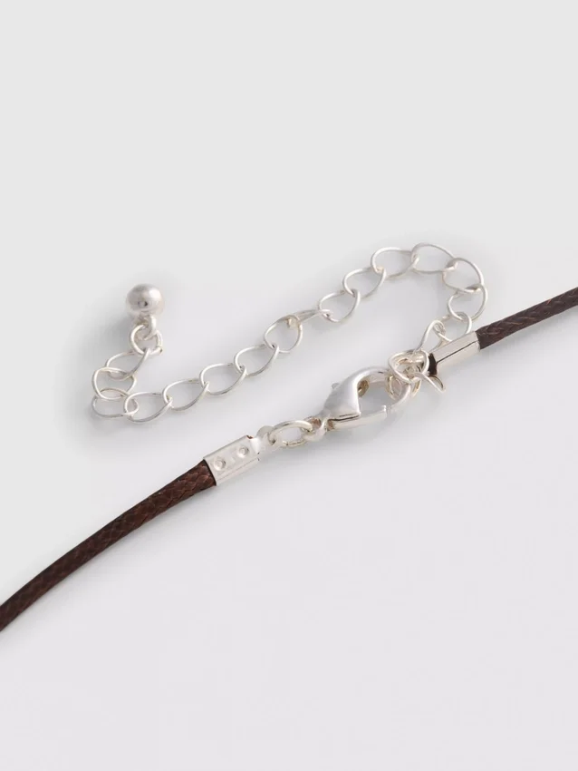 Initial pendant cord necklace
