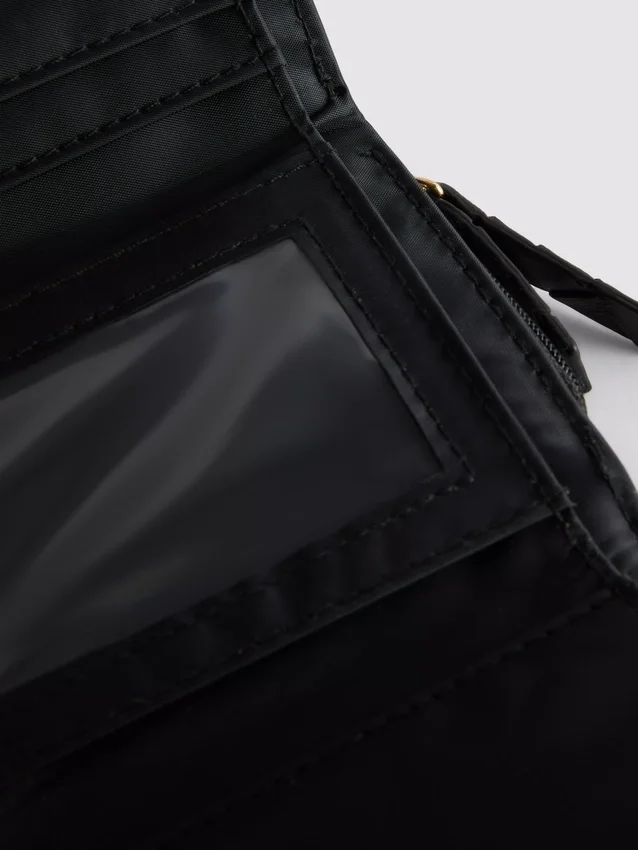 Initial quilted purse