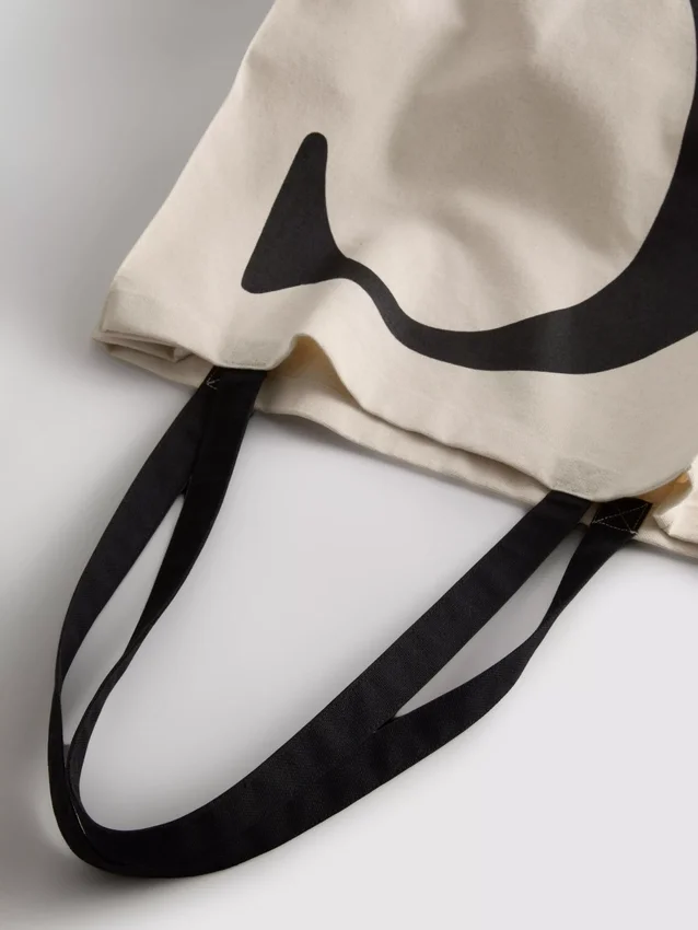 Initial tote bag