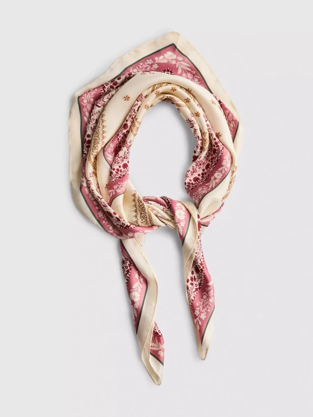 Jacquard scarf