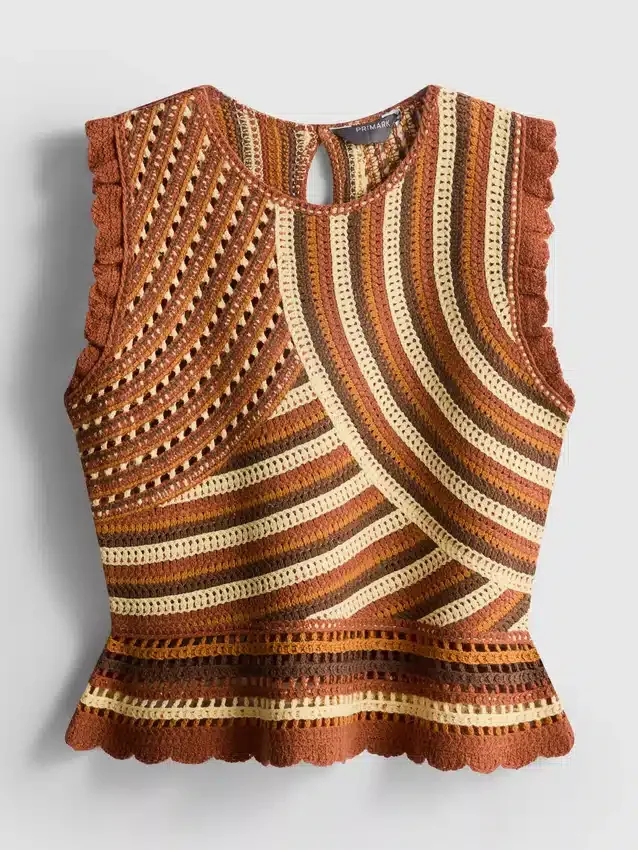 Knitted curve stitch tank top