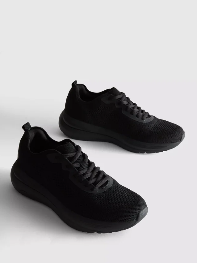 Knitted lace-up sneakers