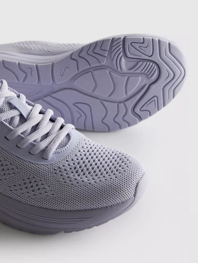 Knitted lace-up sneakers