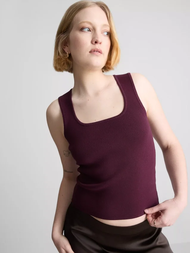 Knitted square neck tank top