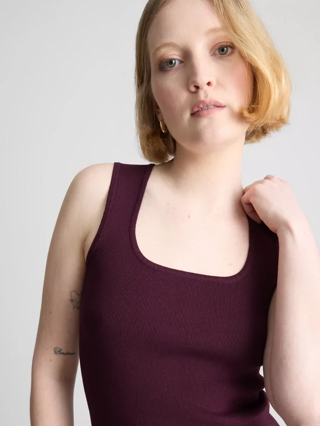 Knitted square neck tank top