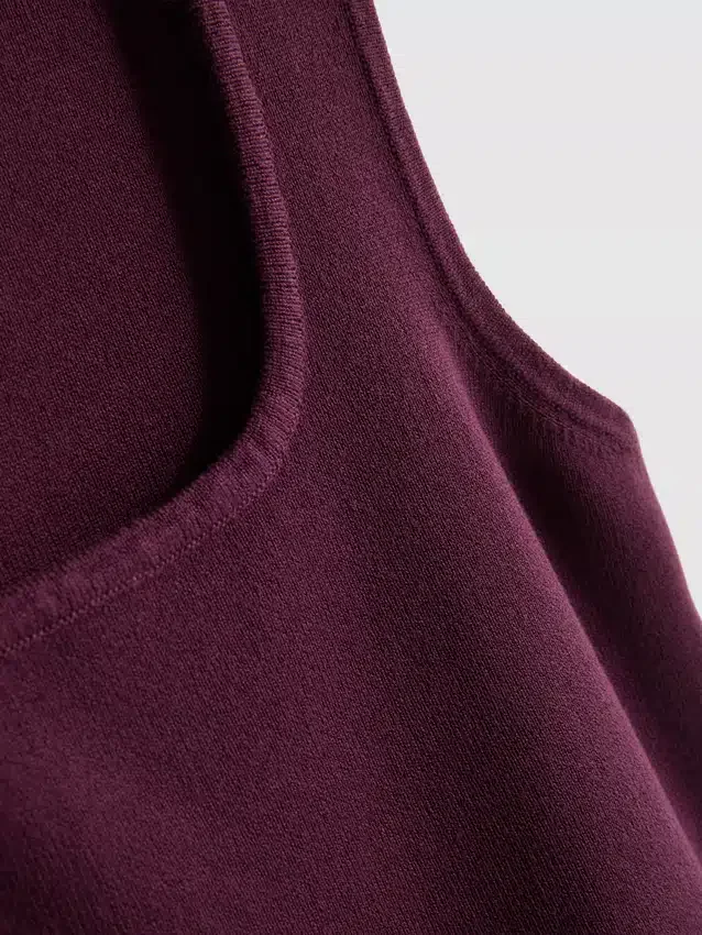 Knitted square neck tank top