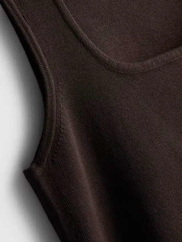Knitted square neck tank top