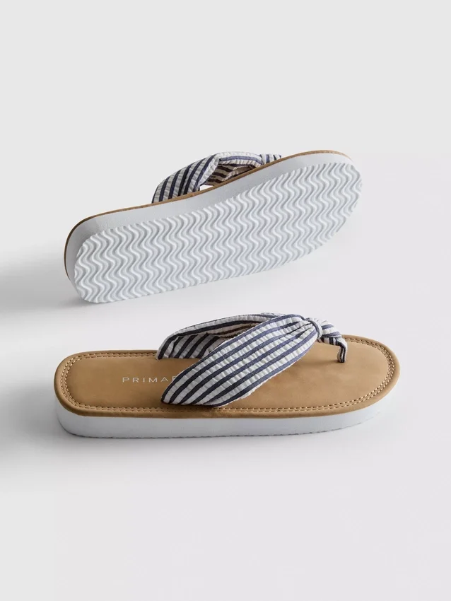 Knot-detail thong sandals