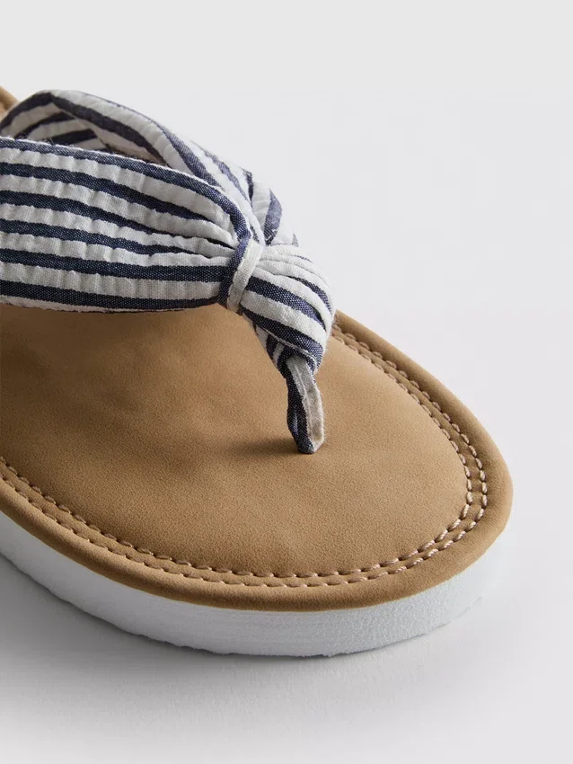 Knot-detail thong sandals