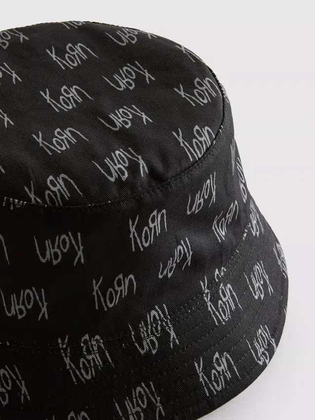Korn reversible bucket hat