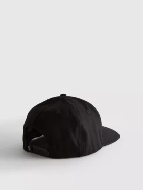 La baseball cap