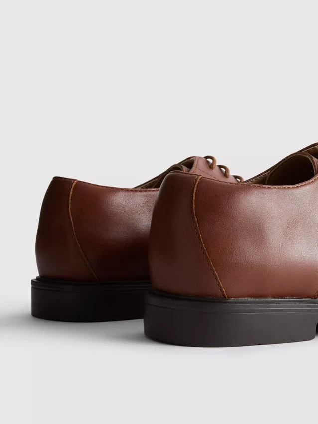 Lace up oxfords