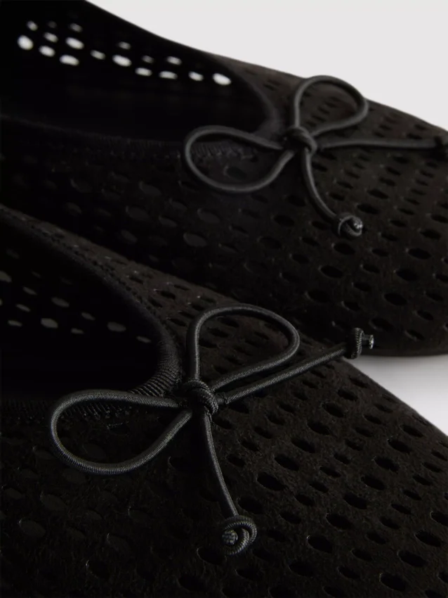 Lasercut mary jane ballet flats