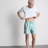 Leaf embroidered swimming shorts