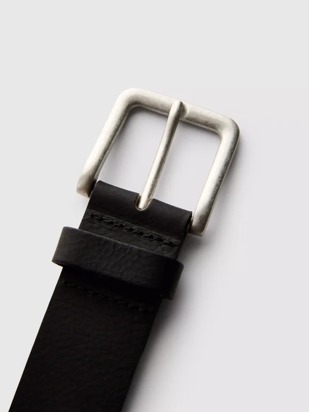 Leather belt