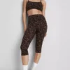 Leopard active capri leggings