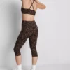 Leopard active capri leggings