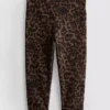 Leopard active capri leggings