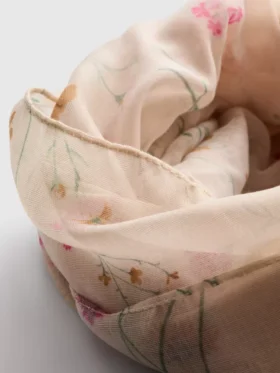 Lightweight printed scarf