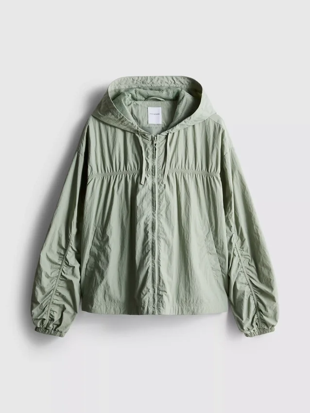 Lightweight ruched jacket