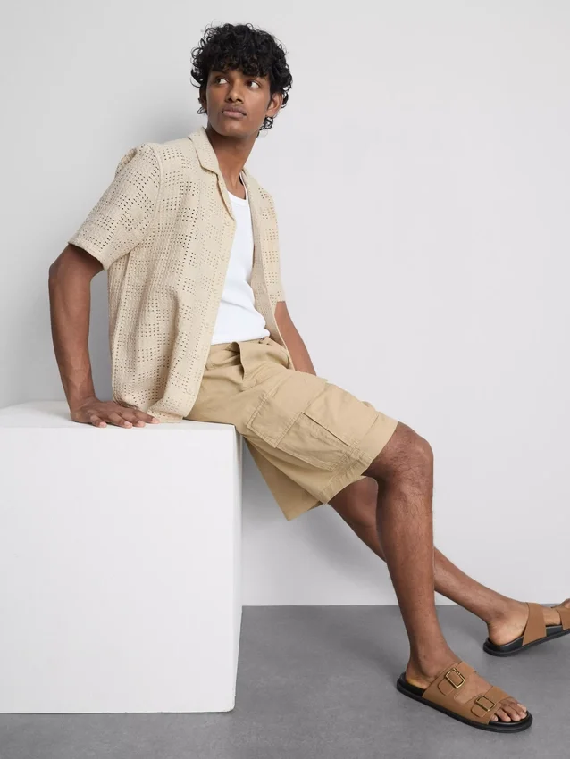 Linen-blend cargo shorts