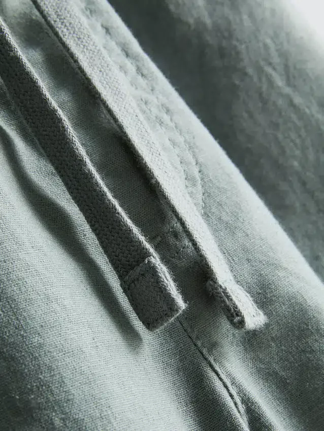 Linen blend drawstring shorts