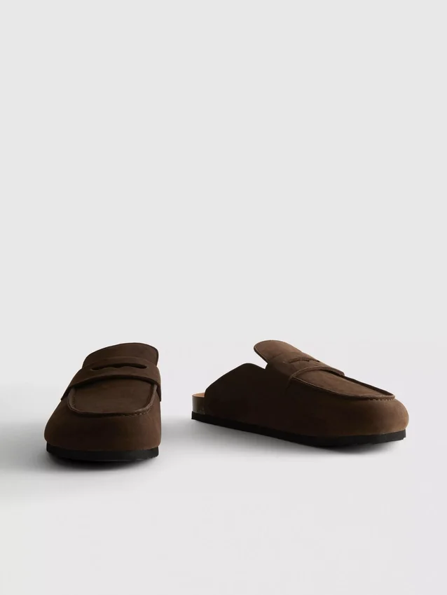 Loafer clogs