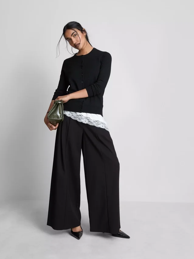 Long sleeve crew neck cardigan