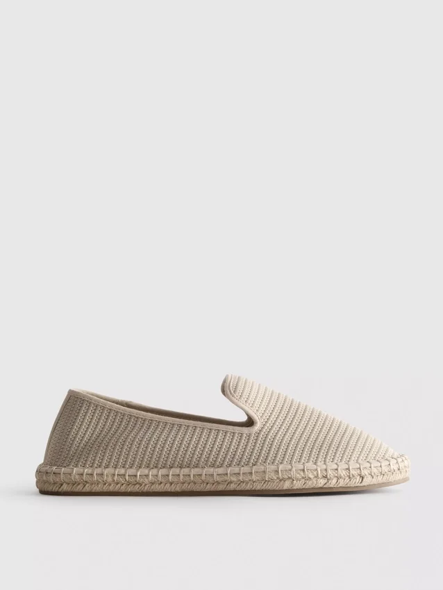 Low top knitted espadrille