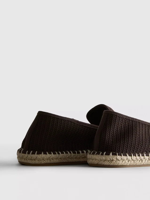Low top knitted espadrille