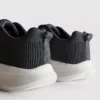 Low top sports sneakers