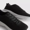 Low top sports sneakers