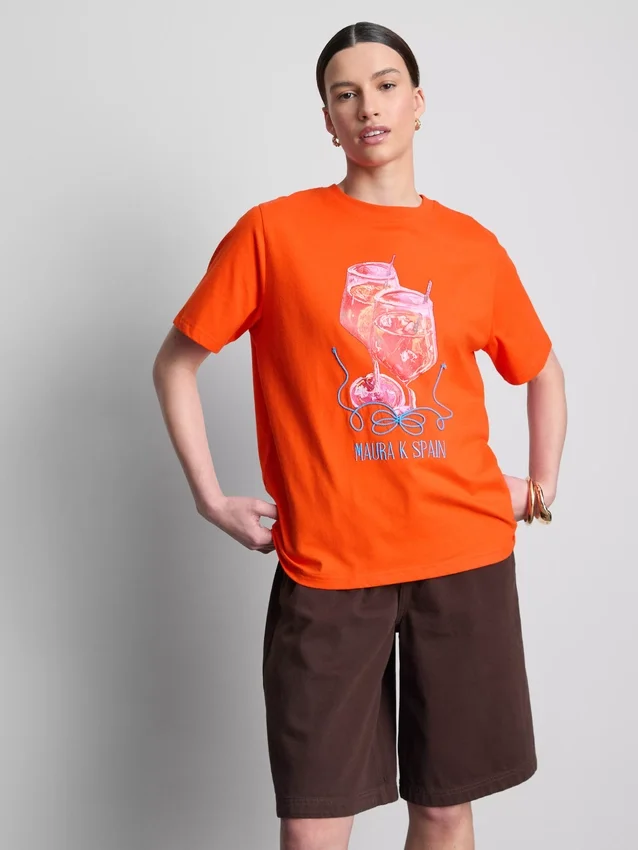 Maura k spain relaxed graphic tee