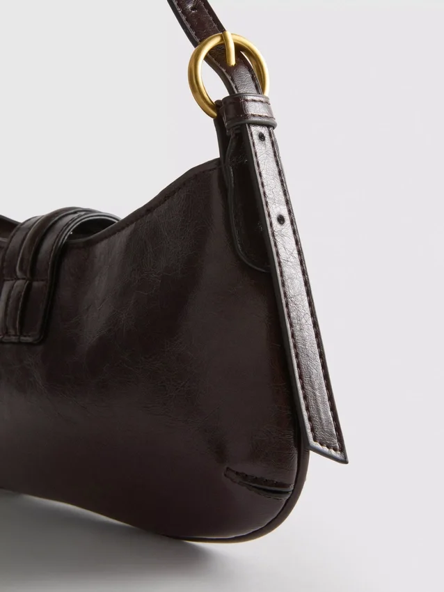 Metal detail shoulder bag