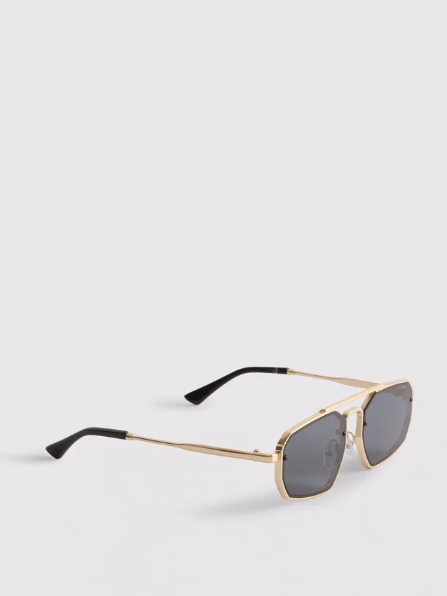 Metal geometric sunglasses