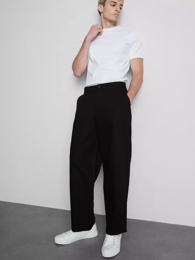 Mid-rise baggy chinos