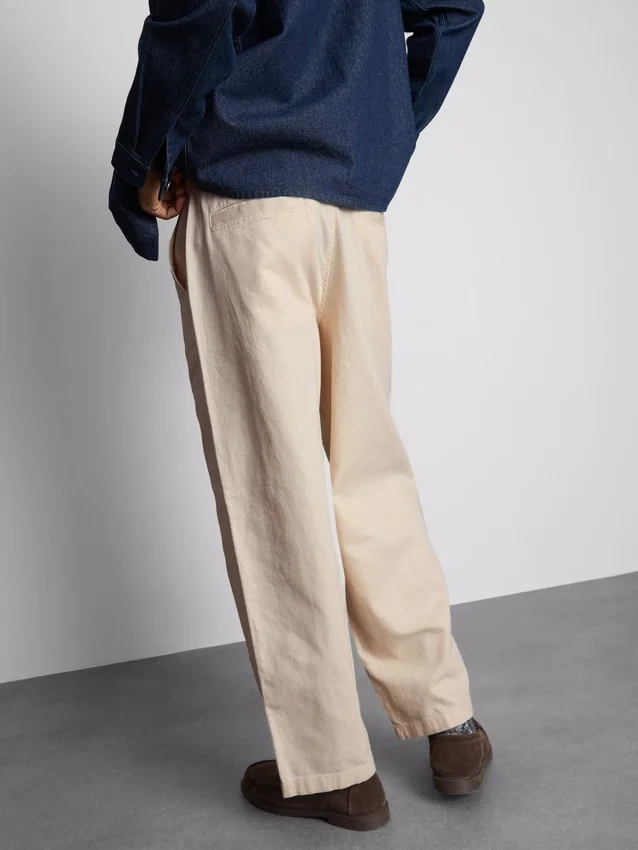 Mid-rise baggy chinos