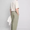 Mid-rise baggy chinos