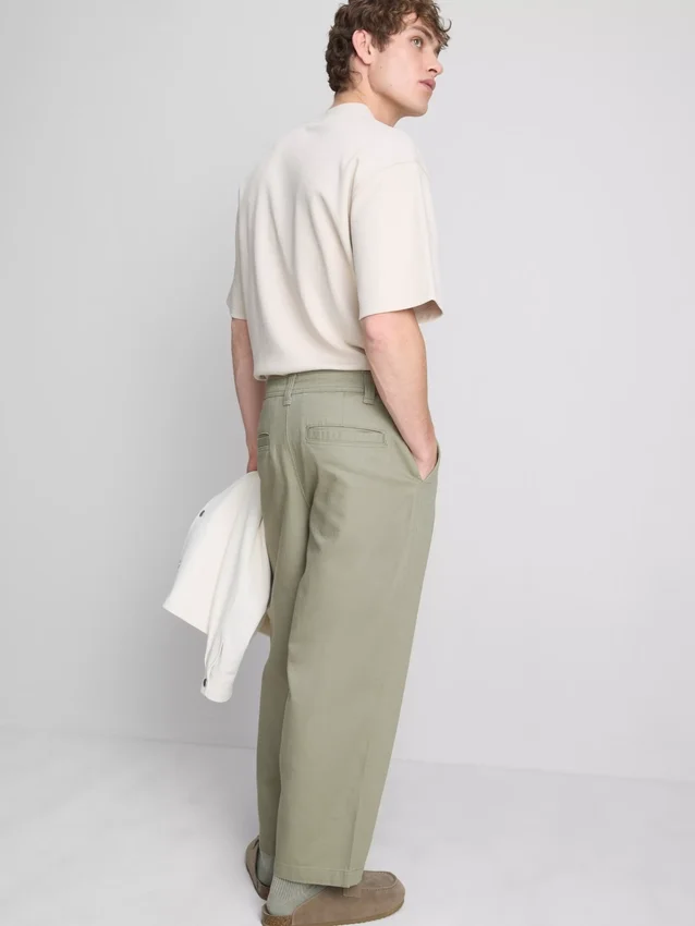 Mid-rise baggy chinos